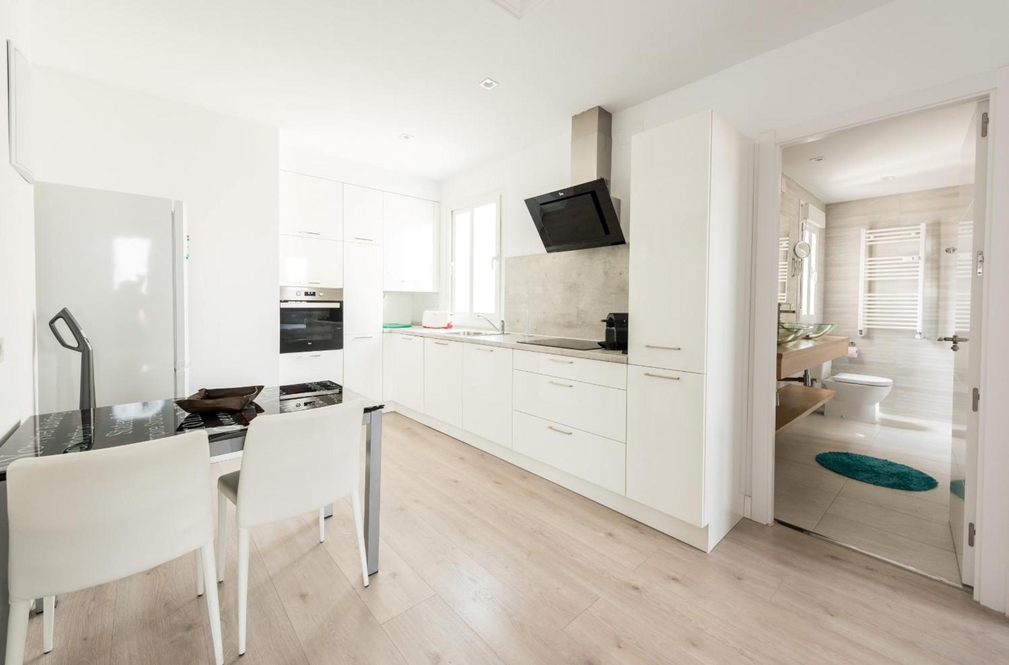 Gran Via Terrace Center Apartment